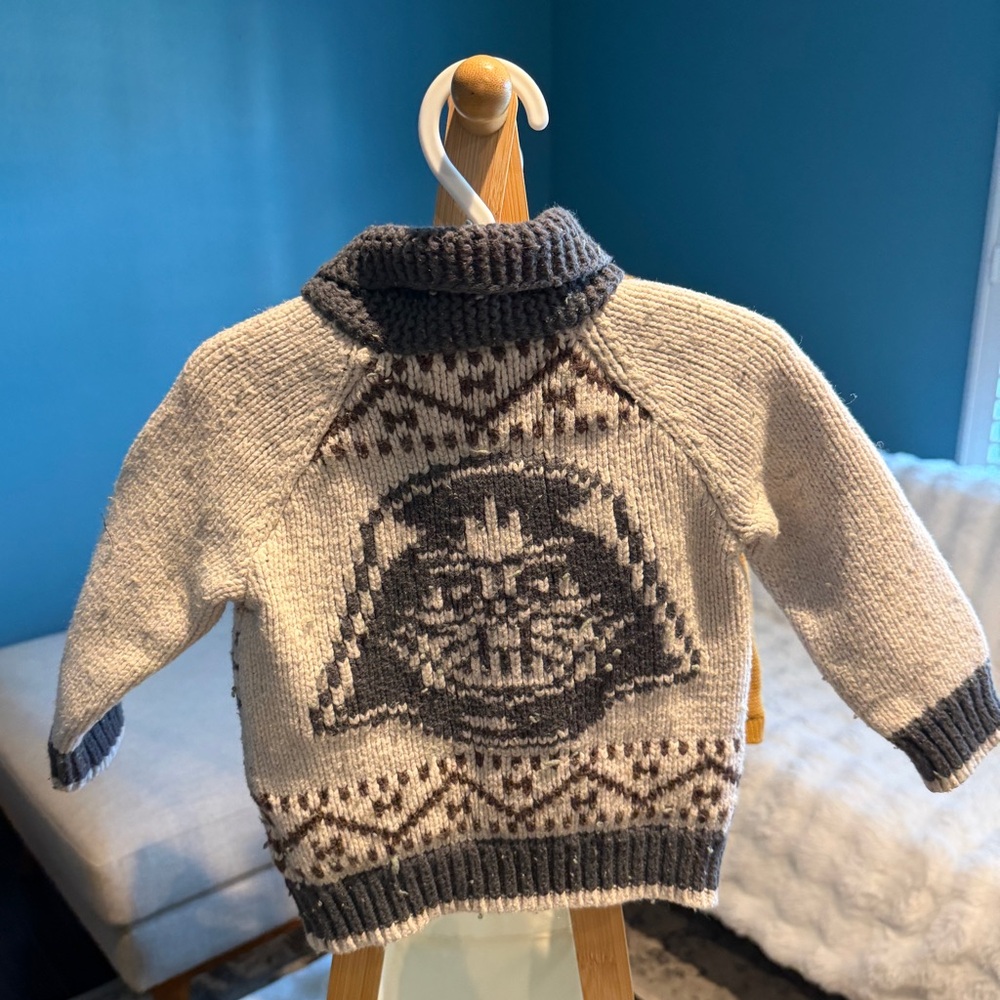 GAP Star Wars cardigan